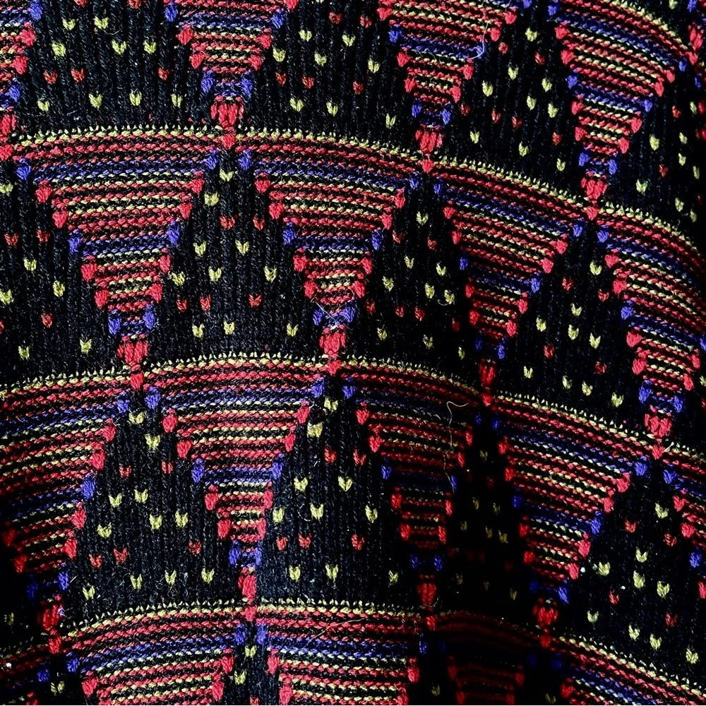Vintage Robert Bruce Geometric Triangle men’s sweater. Size L